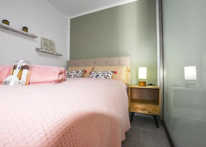 Book Jet - Casa Adam * 모로델제블