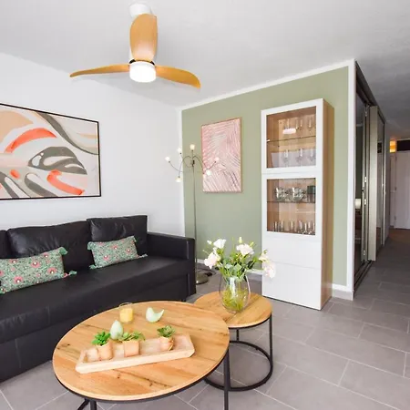 Book Jet - Casa Adam * مورو ذيل خابلِ