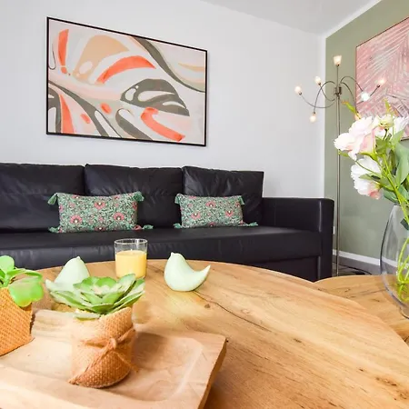 Book Jet - Casa Adam *